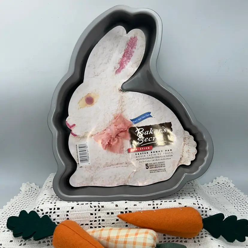 Vintage Baker's Secret Nonstick Easter Bunny Holiday Pan