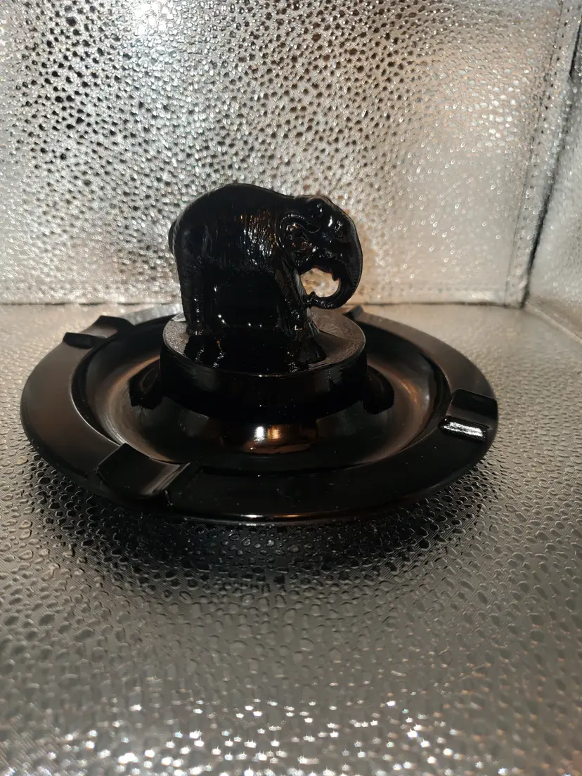 Vintage L.E. Smith Black Glass Ashtray