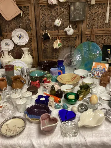 $5-$19 Starts Table Shop!  Will Add To Table During Show!