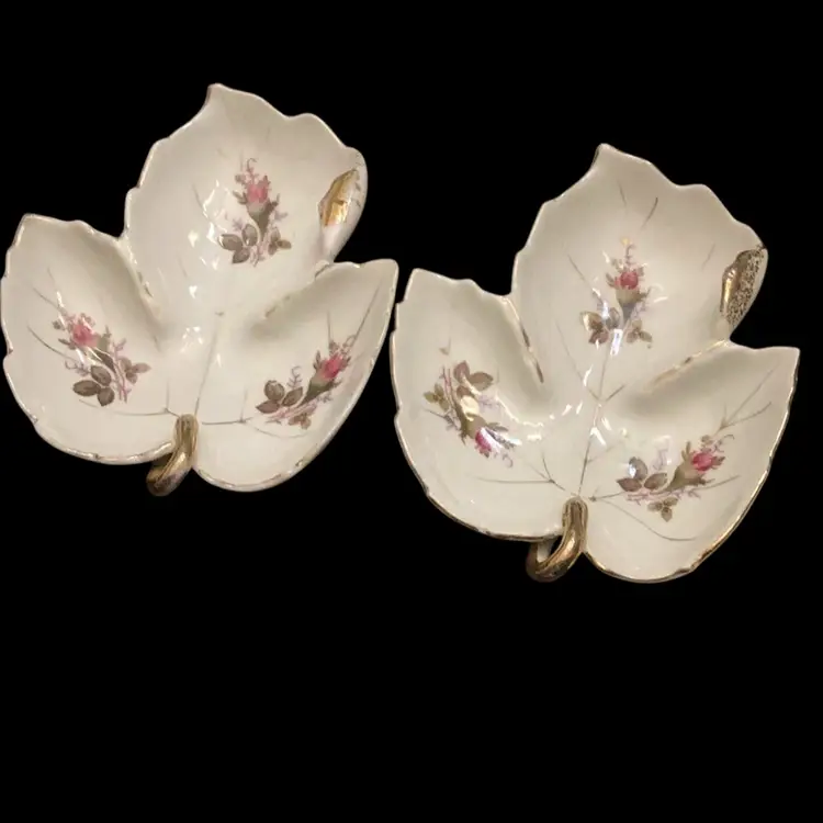 Vintage Original Napco China Hand-Painted Gold Trimmed 3 Sections With Roses Candy Dish