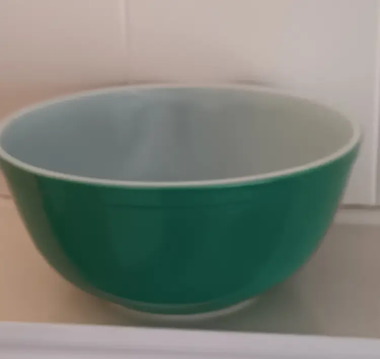 Vintage Pyrex Primary Colors Green Mixing Bowl #403