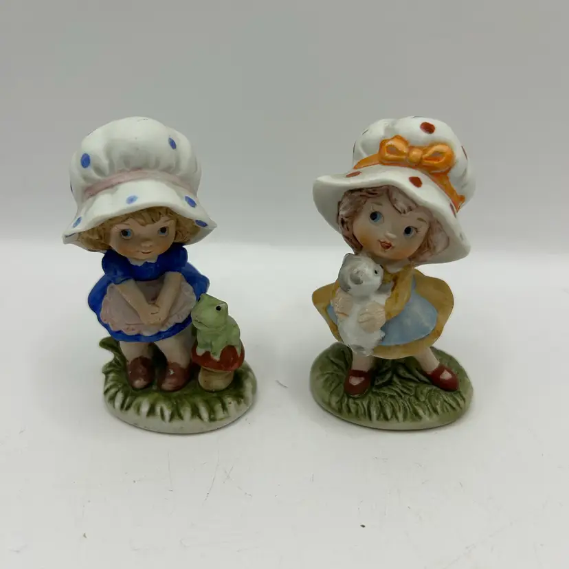 Home Depot Figurines Girl With Frog Girl With Cat Pair