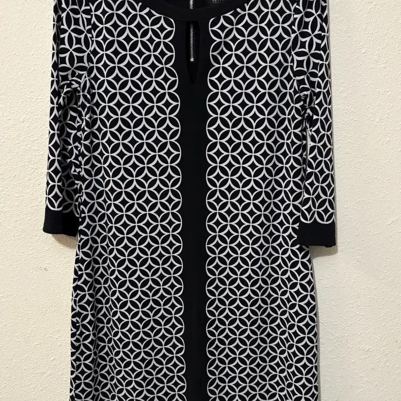 White House Black Market Black White Geometric Dress