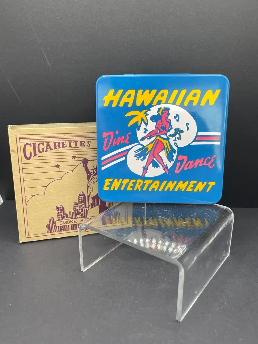 Vintage Hawaiian Blue Tin Cigarette Case With Sleeve