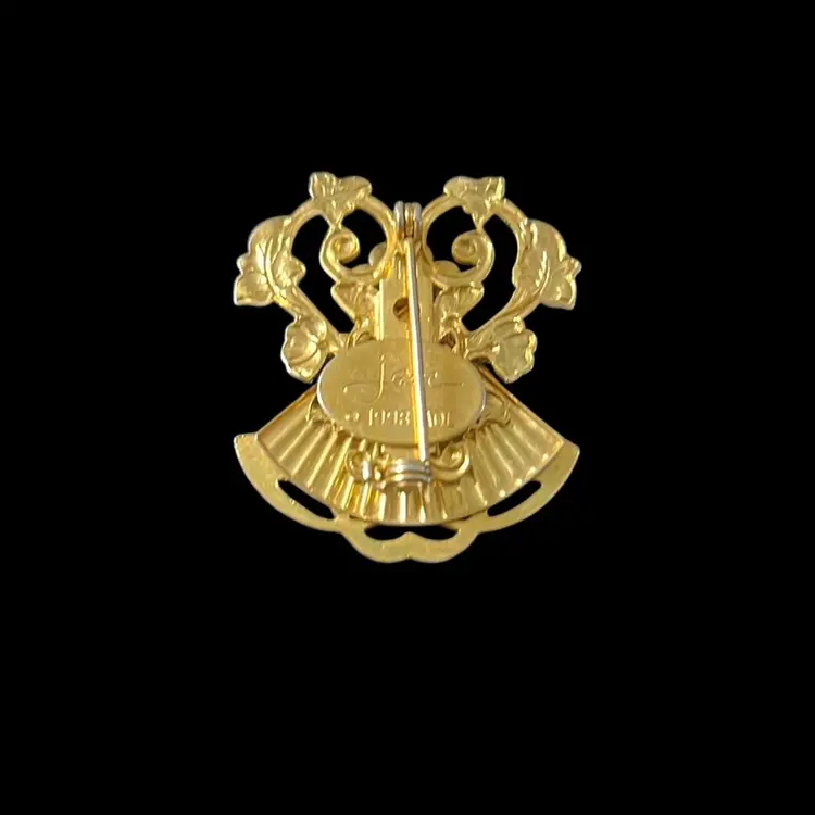 Signed Vintage Jane Davis Brooch
