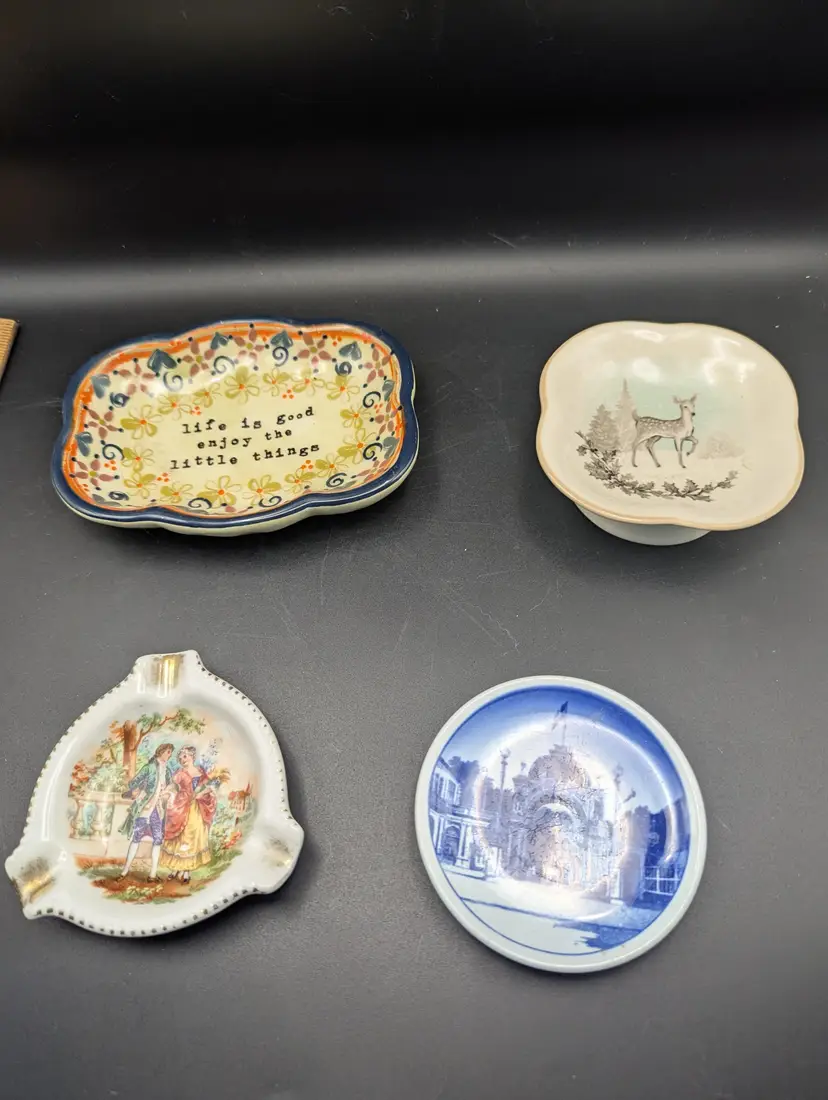 Lot Of 4 Vintage Decorative Porcelain Trinket Dishes