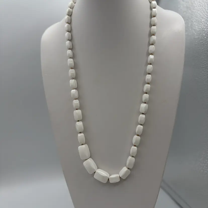 White Rounded Side Rectangle Bead w Gold Tone Separators Vtg Necklace 15 Inch