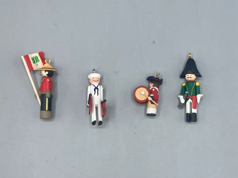 Vintage Miniature Hallmark Keepsake Ornaments Clothespin Soldier Set of 4