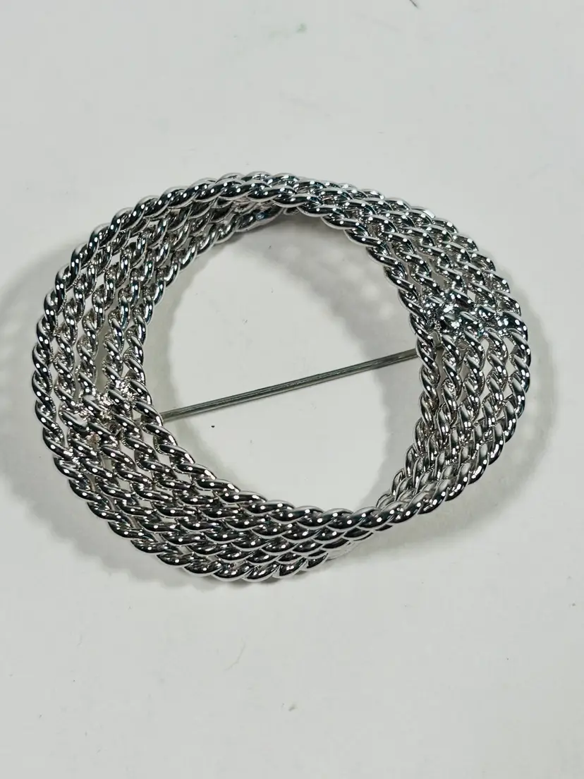 Monet Brooch Vintage Silver Tone Oval Twisted Rope Wreath 2" Signed Jewelry