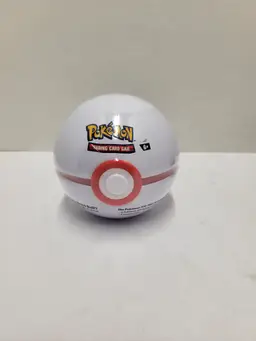 premier pokemon ball