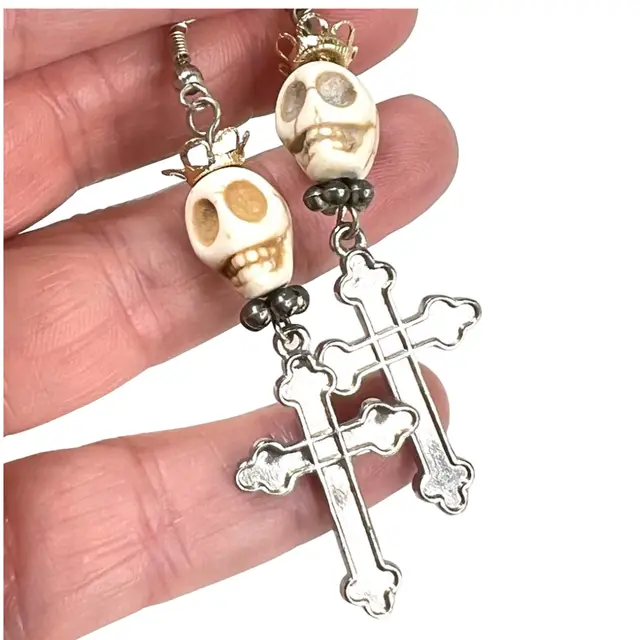 Skull Bead and Silver-tone Cross Halloween Earrings. Macabre Day of the Dead. Dia de los Muertos. Handmade by me 💀.