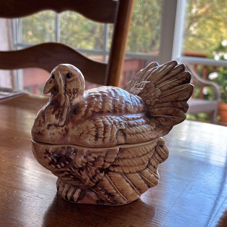 Vintage Turkey Covered Dish