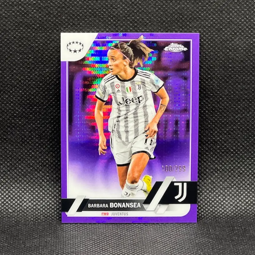 Barbara Bonansea 2022/23 Topps Chrome Purple Refractor /299 Soccer Card