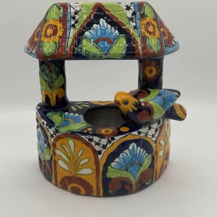 Vintage Talavera Mexican Pottery Wishing Well Planter/Wall Pocket W/Bird ~ Signed