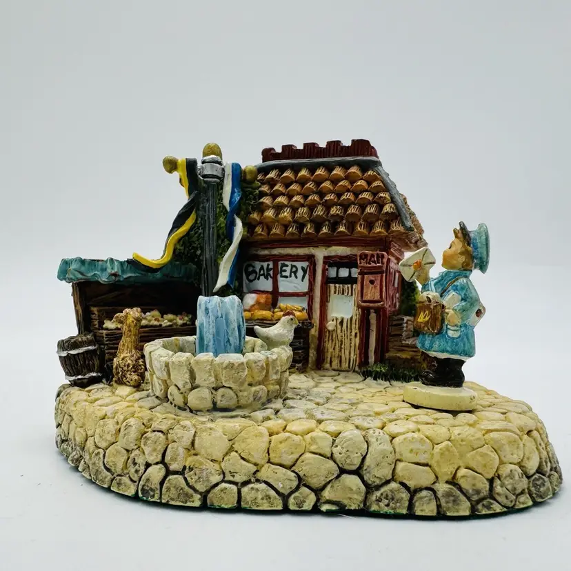 The Danbury Mint Hummel Goebel Miniature Figurine Postman 295-P Rare Set