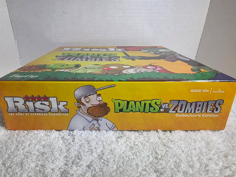 Risk Plants VS Zombies Collector's Edition 2013 Board Game