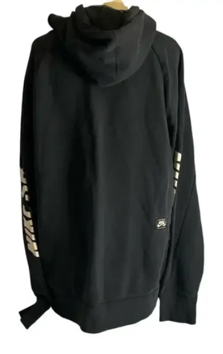 Streetwear Skate Style Black Pullover Hoodie Nike SB Men’s Medium