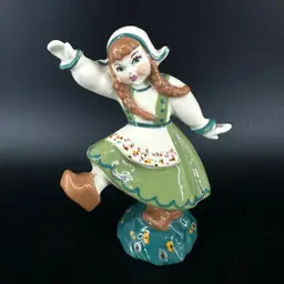 Ceramic Arts Studio “Dutch Girl Katinka” Figurine
