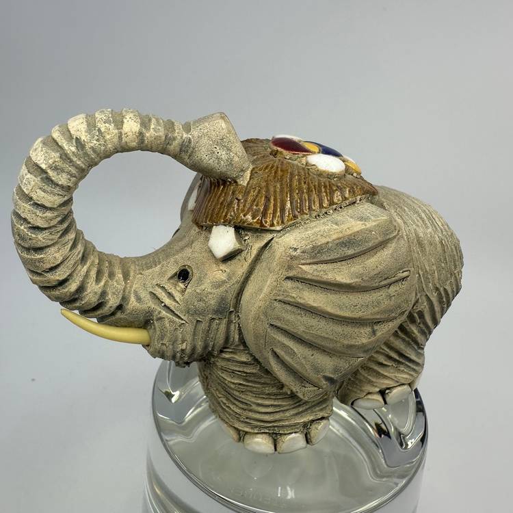 Artesania Rinconada Baby Elephant Figurine Uruguay