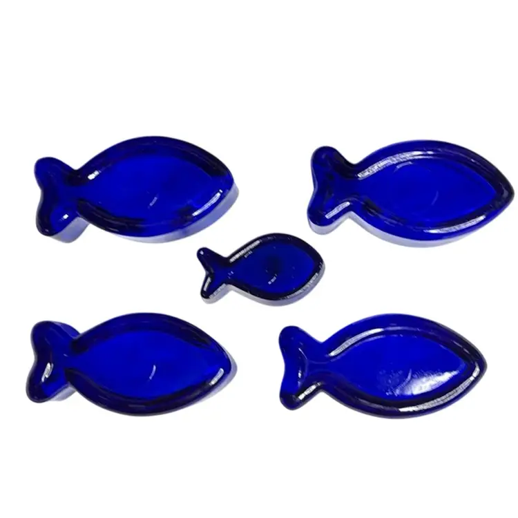 Set of Four Fish Shaped Condiment/Trinket Dishes & One Candle Cobalt Blue Pier 1
1-1/2” T x 4” L x 2” W