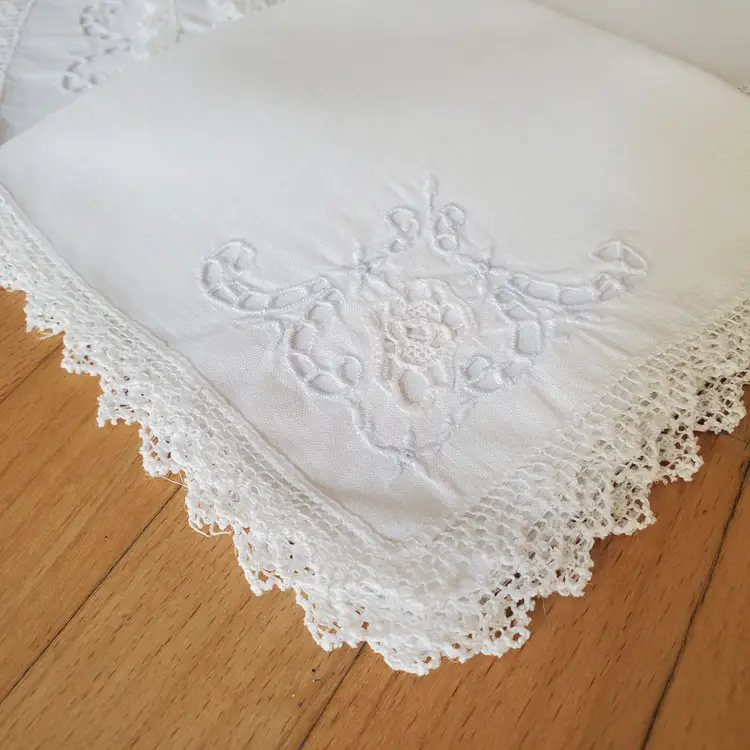 Set of 4 White Linen Embroidered Handkerchiefs