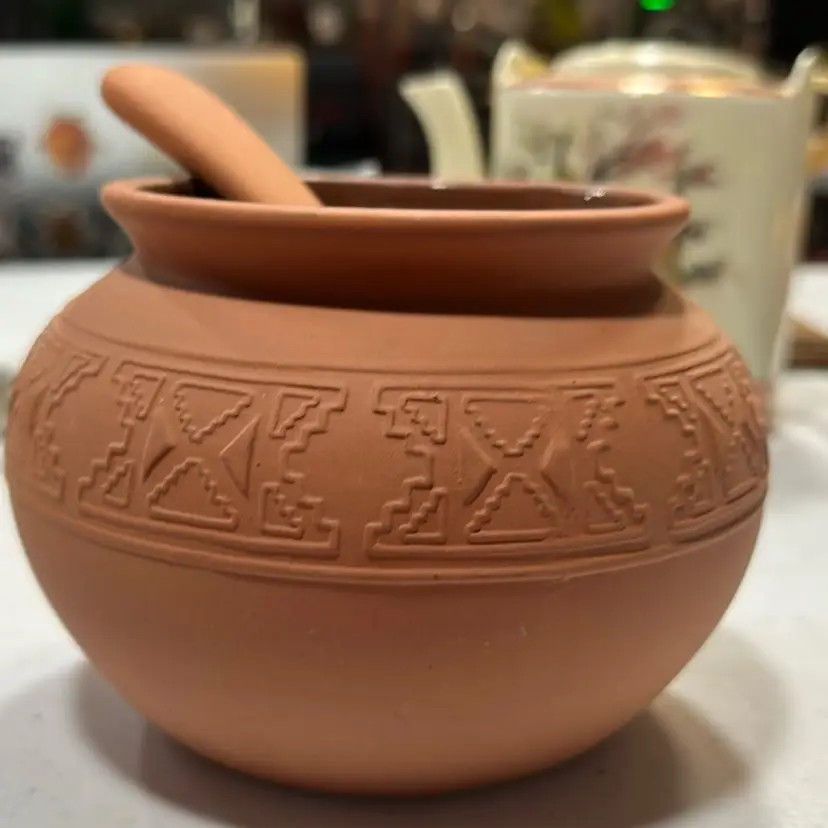 #1486 Terracotta Pot, Lillian Vernon From Taiwan 4x4.5 With Spoon
