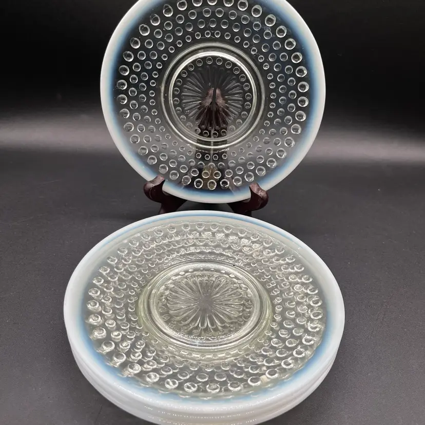 #29 Set Of 4 Anchor Hocking Moonstone Opalescent MCM 6.5” 🌕
