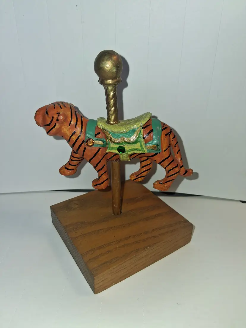 Vintage Cast Iron Carousel Tiger Paperweight/Shelf Sitter