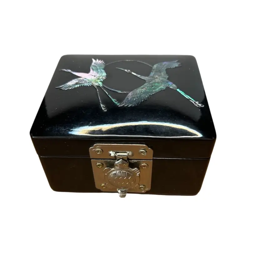 Vintage Black Laquered Jewelry Box With Mother Of Pearl Inlayed Cranes
@4x3 1/2x 2 1/2