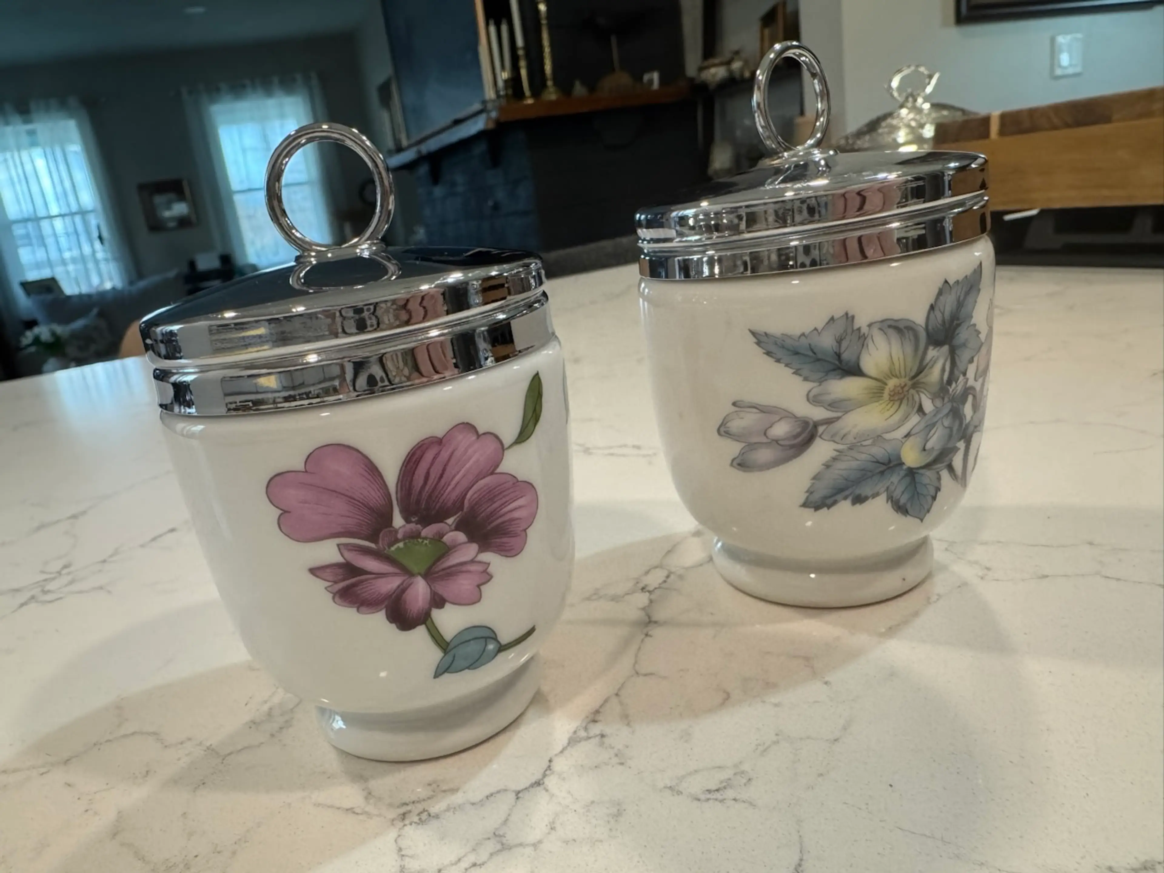 Image 2 of 4