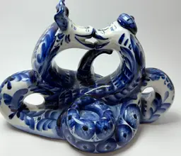 Vintage Russian Gzhel Porcelain Blue White Cobra Snakes Kissing Figurine Signed
