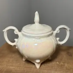 Loma Pottery 1951 Iridescent Lusterware Sugar Bowl with Lid