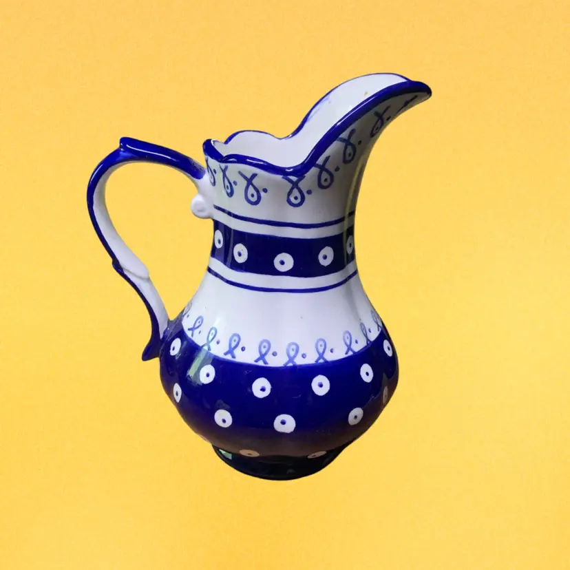 34. Kent pottery pitcher Dots