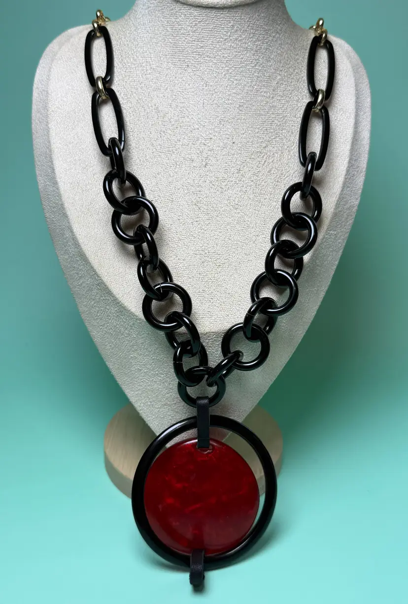 Chico's Black Label Red Black Bold Statement Necklace Acrylic Lucite Links Gold