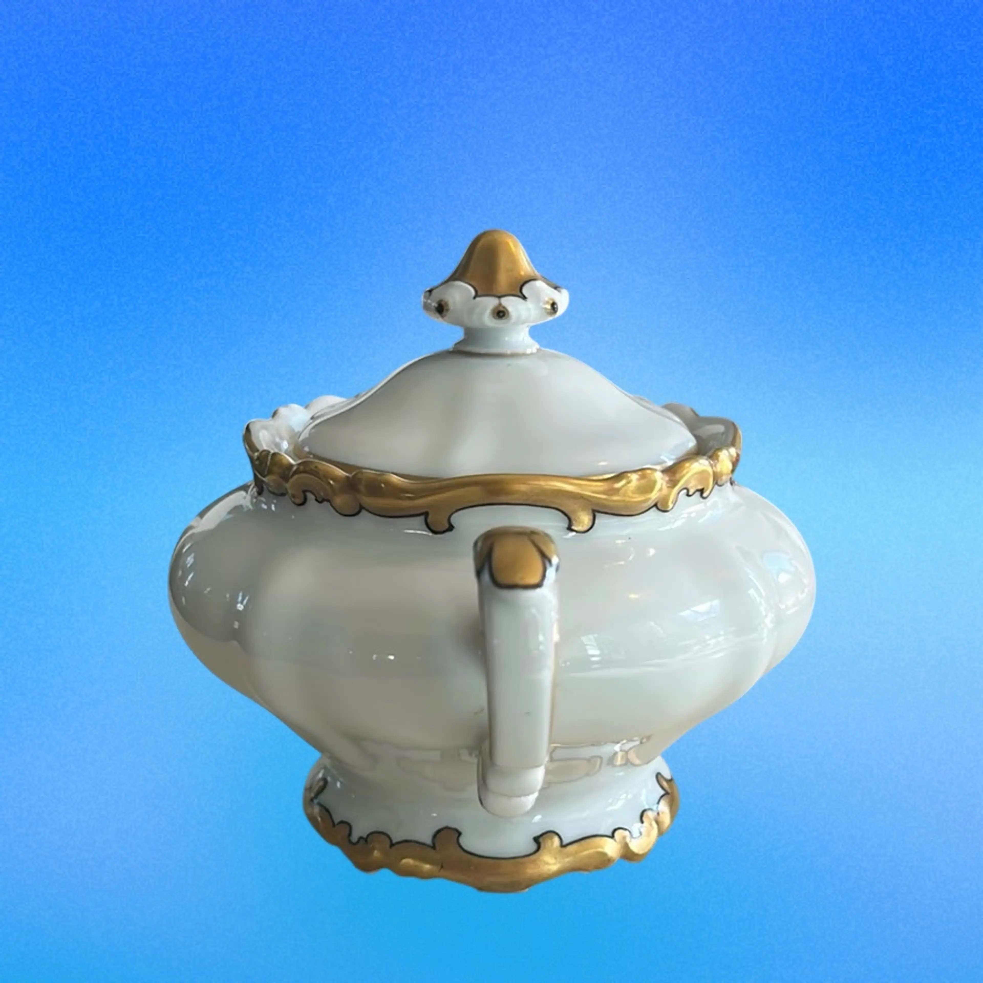 Image 2 of 7
