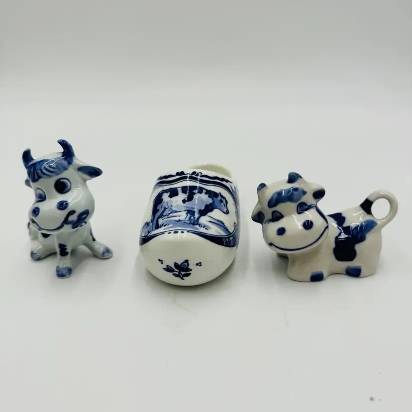 Royal Delft Miniatures Cows Dutch Shoe Porcelain Lot of 3 White & Blue