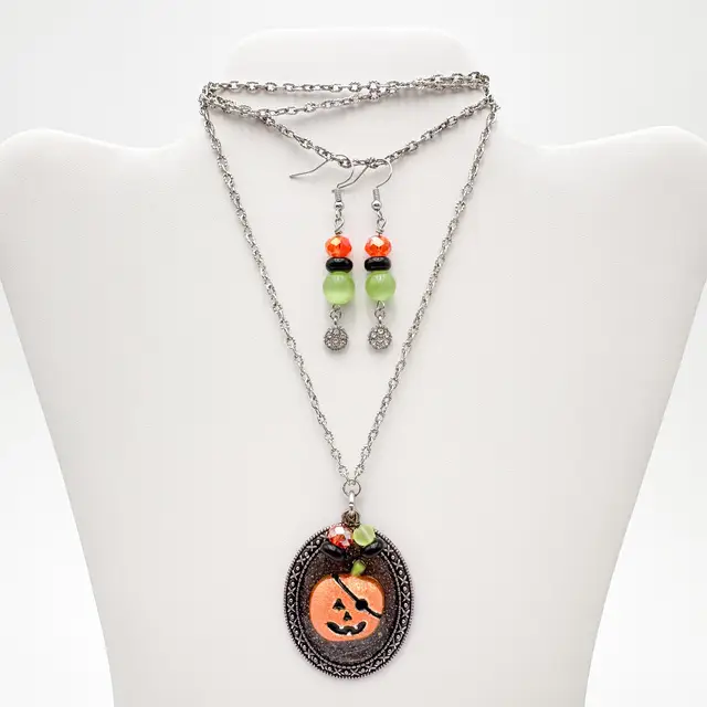 Halloween Jack-o-Lantern Pendant Necklace and Matching Earrings Handmade B25