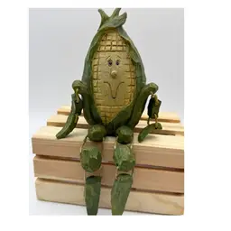 Vintage Anthropomorphic Veggie Shelf Sitter ~ Resin