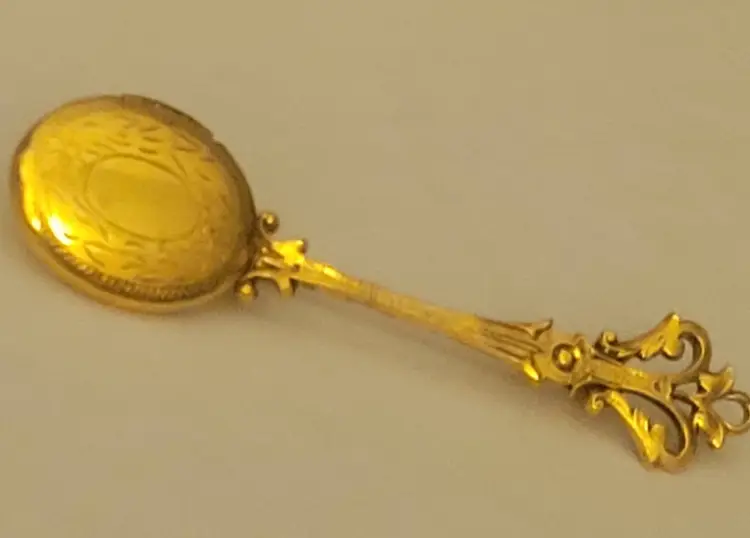 Vintage ART Goldtone Spoon Locket Pin
