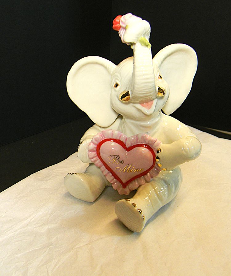 Lenox Happy Valentine Day Elephant "Be Mine"