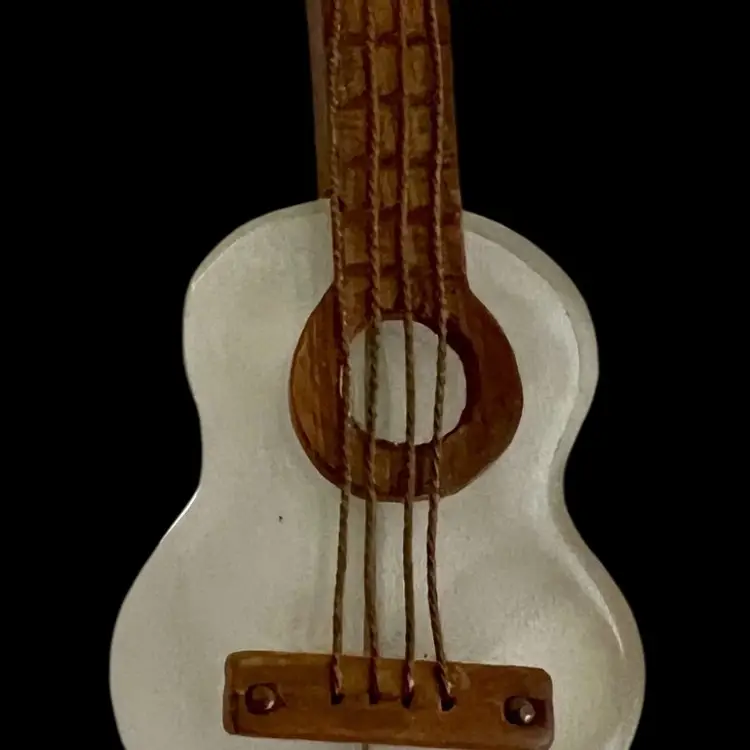 Vintage 1940s Mid-Century Modern Lucite Guitar Brooch #N-2