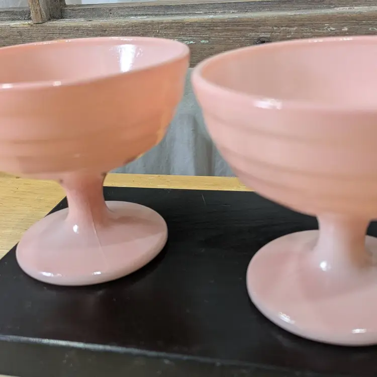 2 Hazel Atlas Moderntone Platonite Pastel Pink Champagne Sherbet Dessert Glasses