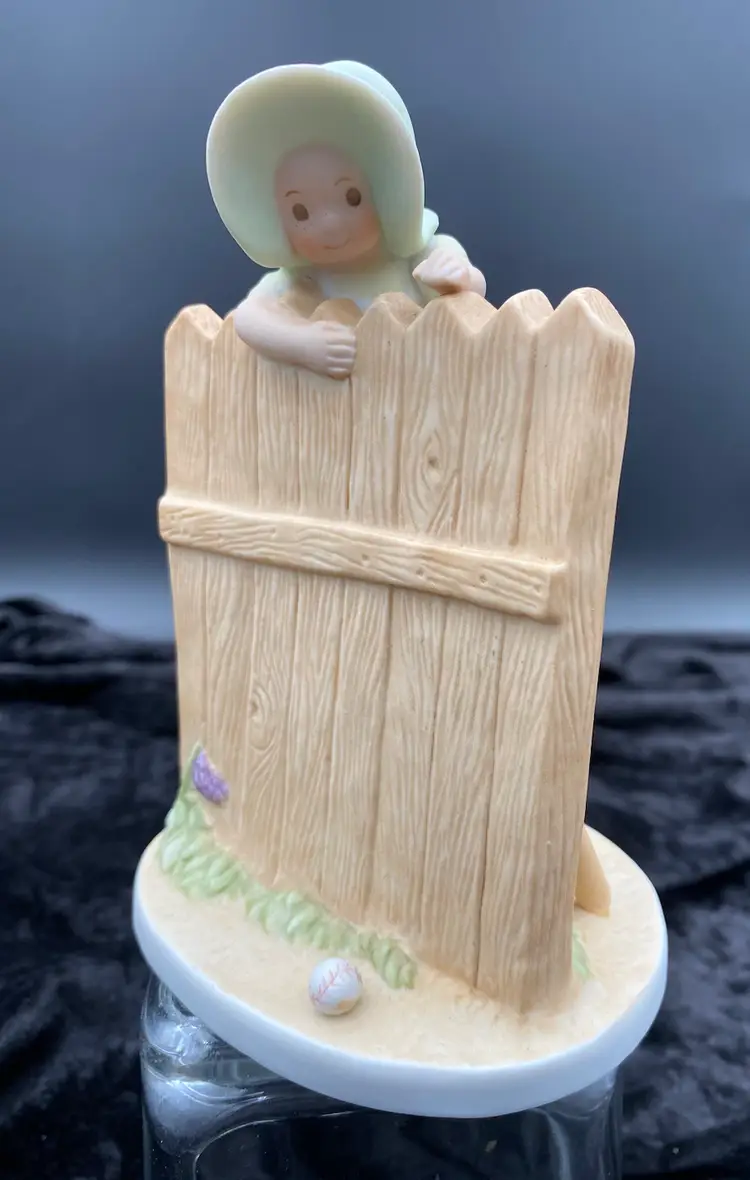 Vintage Masterpiece Circle of Friends Figurine, 1993, "The Home Run" (Homco), Bible Verse