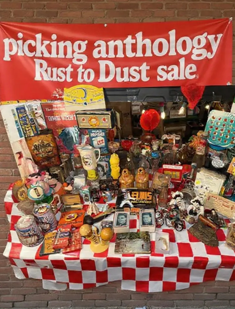 Our 1st Rust To Dust Sale Vintage Antiques Collectibles Barbed Wire To Board Games