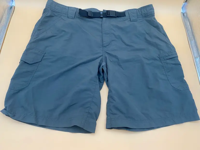 Eddie Bauer Men's Size 40 Waist Gray Nylon Hiking Cargo Shorts w/ Belt