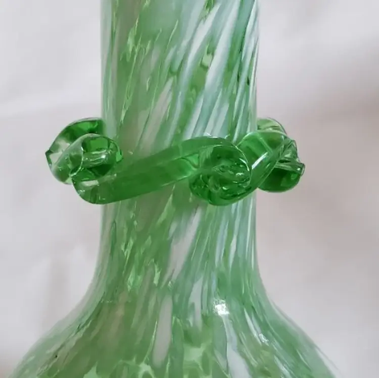 Art Glass Handblown Vase Green Ruffled with Swirl Adornment Neck unbranded 5 3/8" tall