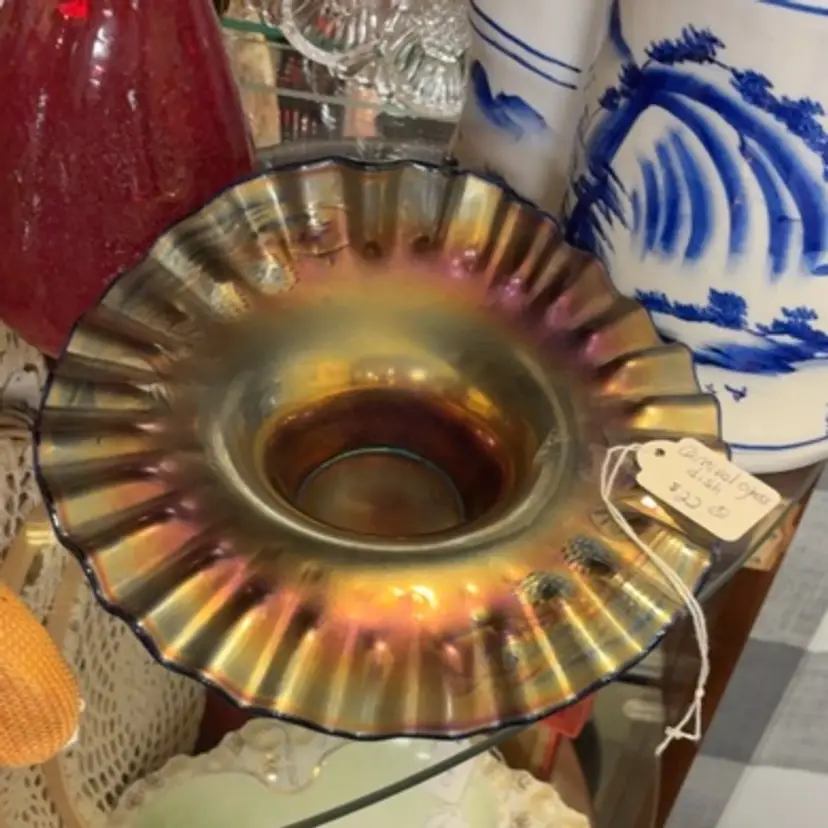 Carnival Glass Short Jack In The Pulpit Dish