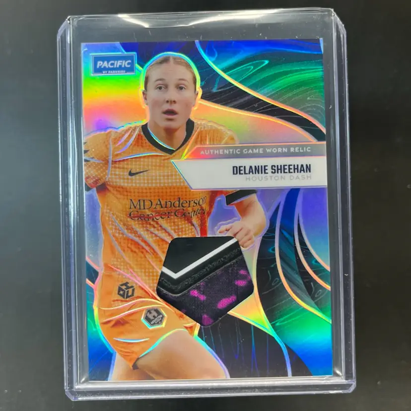 Delanie Sheehan 2025 Parkside Pacific NWSL Partial Crest 3 Color Relic Soccer Card