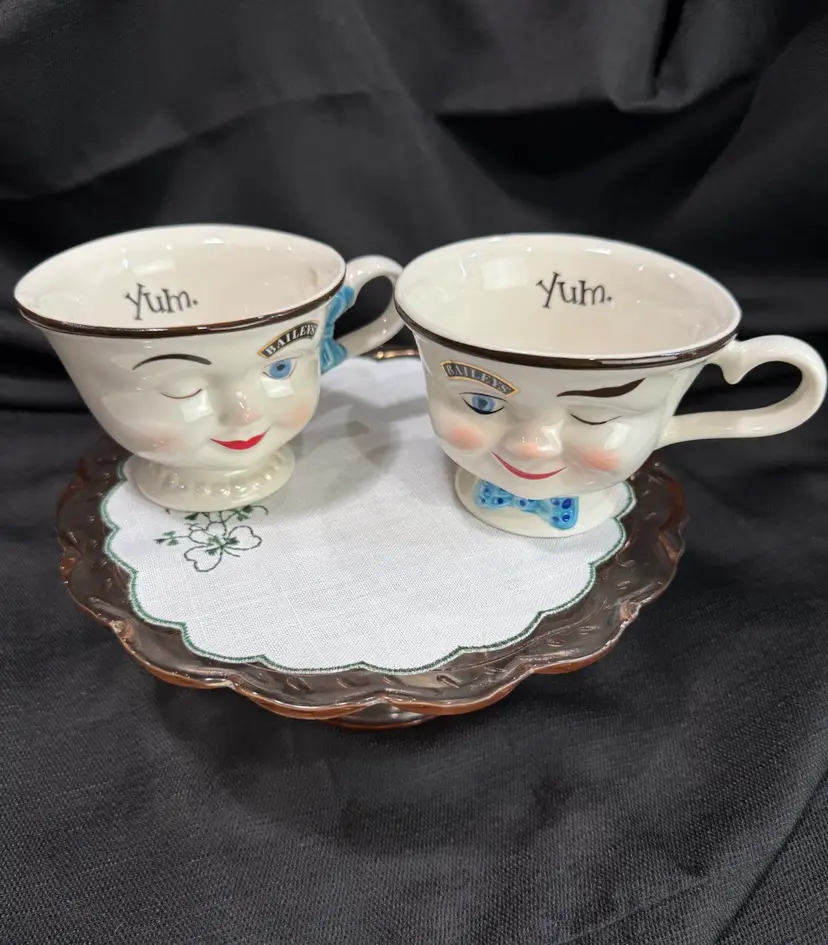 Collectible Vintage Mr. & Mrs. Yum Bailey’s Irish Cream Cups