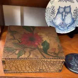 Victorian Pyrogrphy Wooden Box